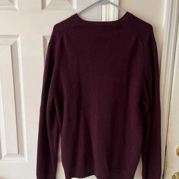 Brooks Brothers Scottish Lambswool Sweater V Neck Bergandy Size L - Picture 4 of 4